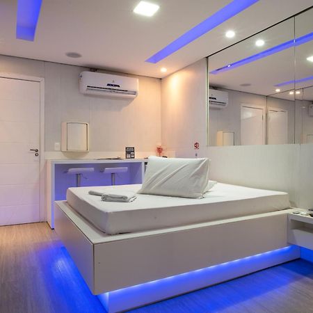 Motel Fantasy 4 (Adults Only) Белу-Оризонти Экстерьер фото