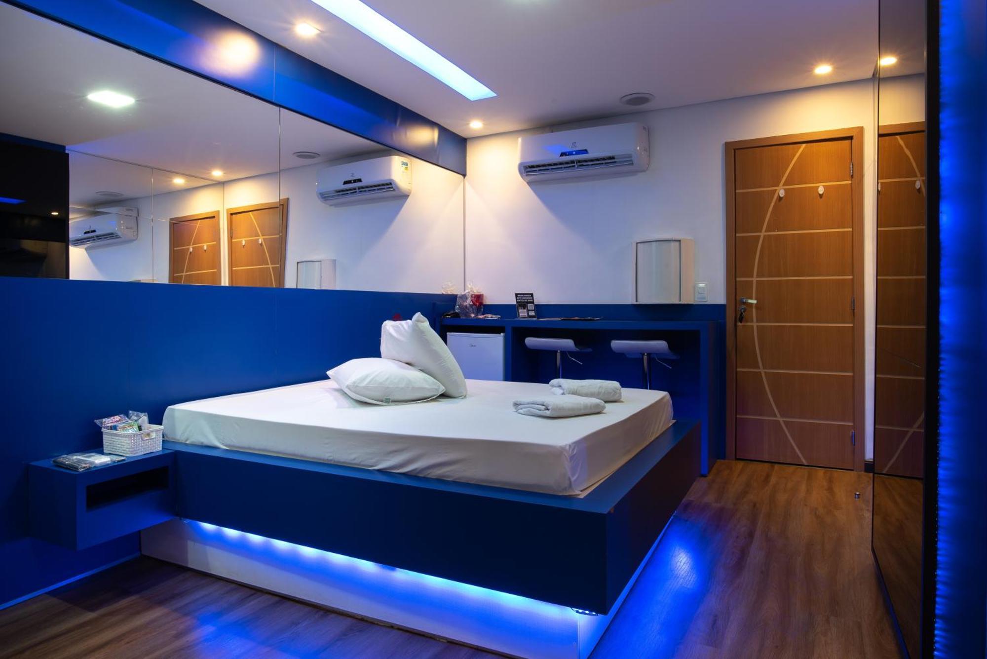Motel Fantasy 4 (Adults Only) Белу-Оризонти Экстерьер фото